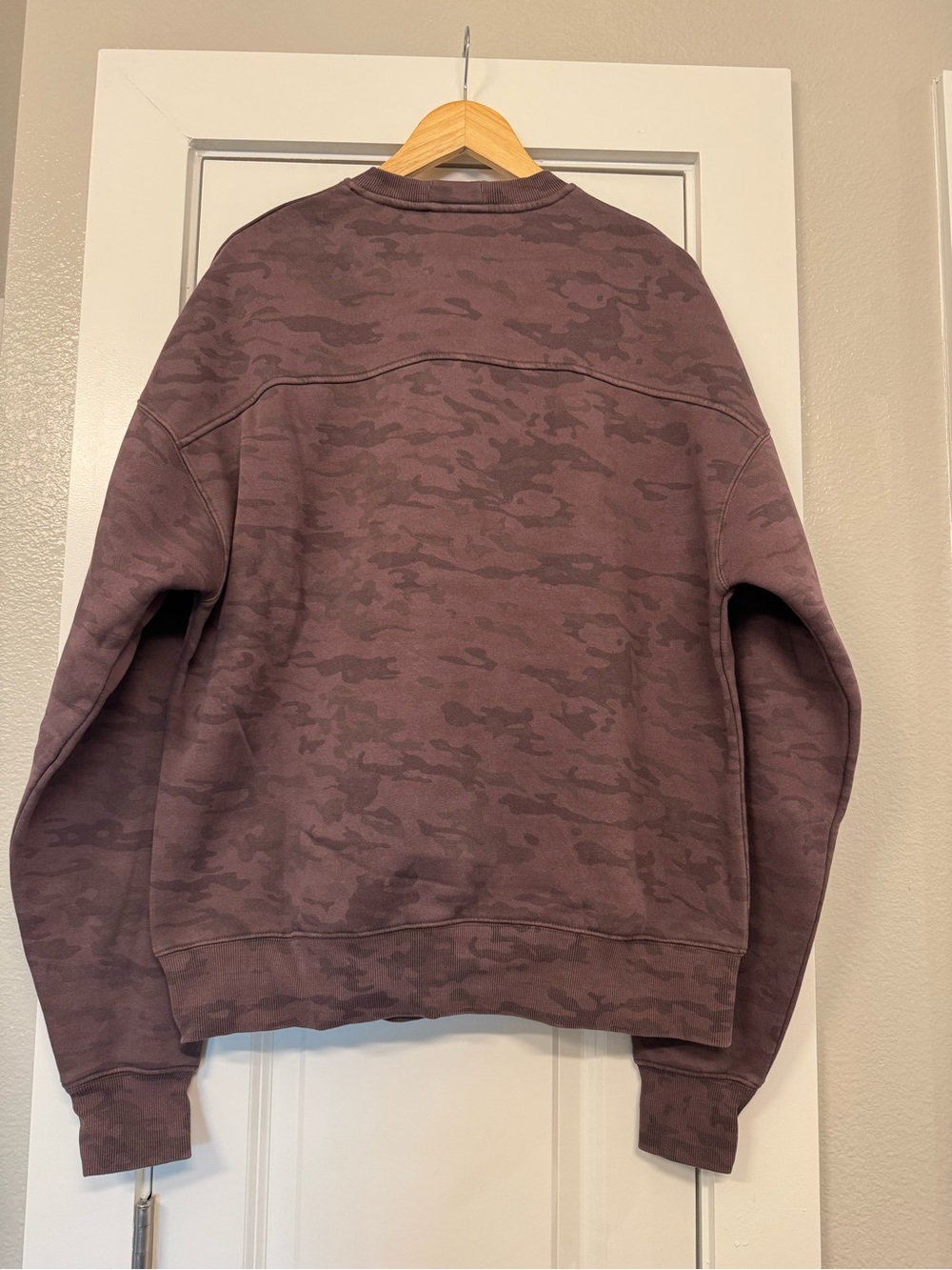 Alphalete Men's Purple Camo Crewneck Sweatshirt - Picture 2 of 3